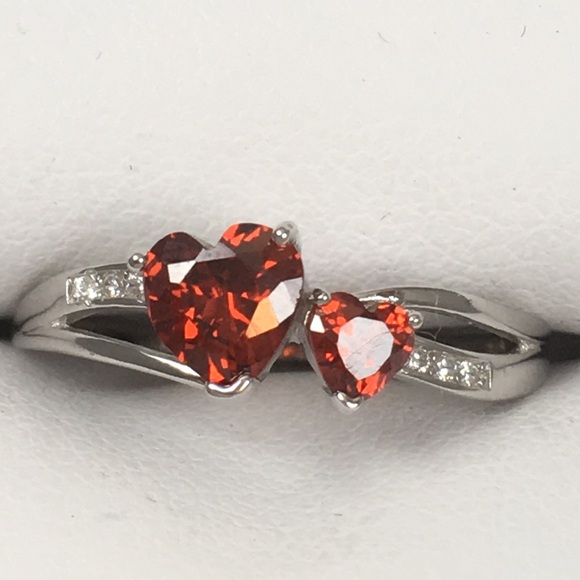 Jewelry - ♥️Pretty Red Double Heart Ring♥️
